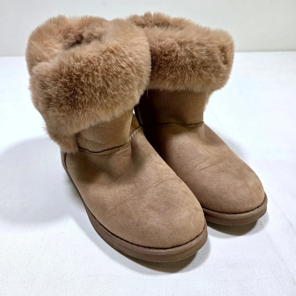 Juicy Couture King Boots Womens 9.5 Tan Faux Fur Bow Back Winter Ankle Booties